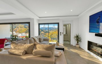Property slide 25