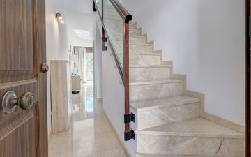 Property slide 19