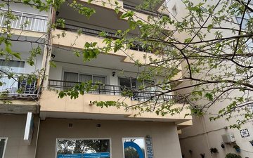 Property slide 25