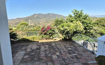 Property slide 23