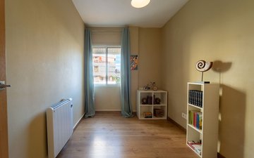 Property slide 24