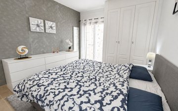 Property slide 16