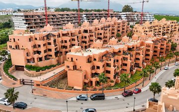 Property slide 20