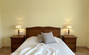 Property slide 25