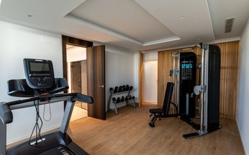 Property slide 18