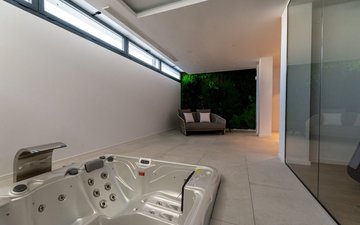 Property slide 20