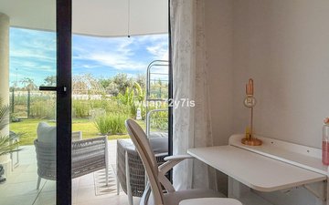 Property slide 19