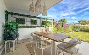 Property slide 25