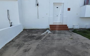 Property slide 4