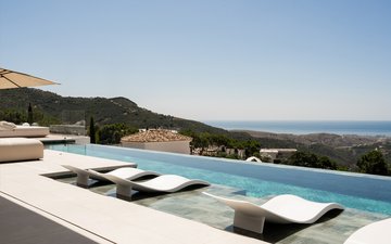 Property slide 35