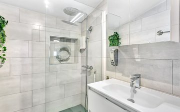 Property slide 25
