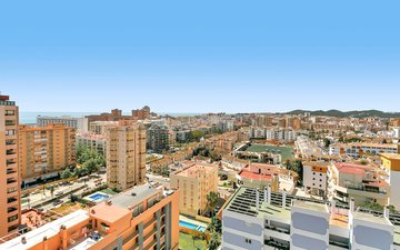 Property slide 32