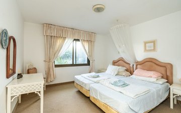 Property slide 8