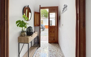 Property slide 16