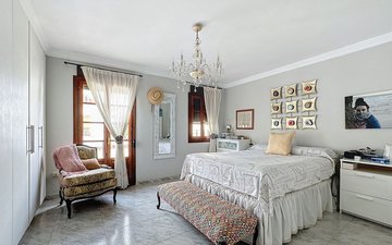 Property slide 30