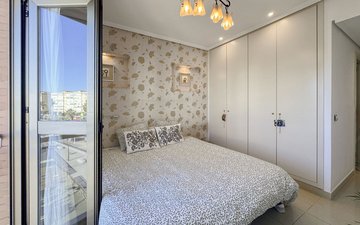 Property slide 20