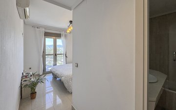 Property slide 21