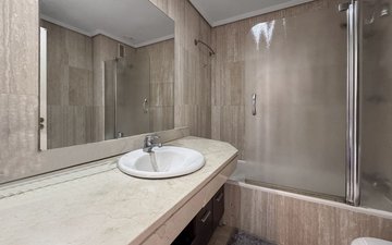 Property slide 22