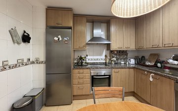 Property slide 46