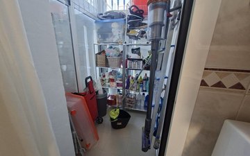 Property slide 10