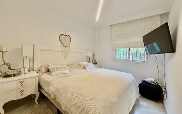 Property slide 16