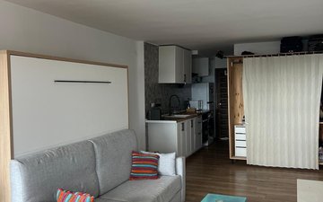 Property slide 16