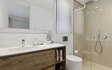Property slide 22