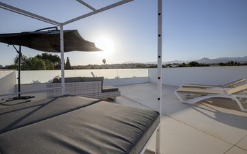 Property slide 35