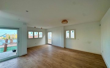 Property slide 21