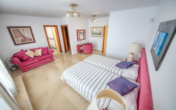 Property slide 17