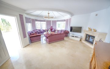 Property slide 42