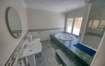 Property slide 48