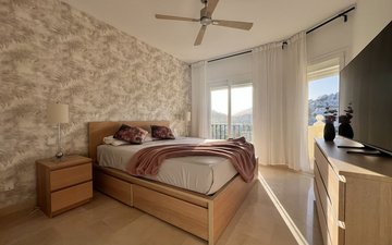 Property slide 10