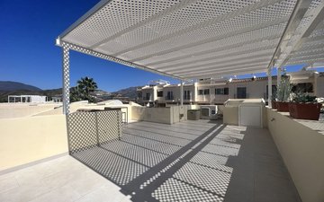 Property slide 17