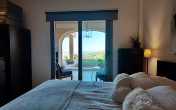 Property slide 25