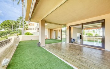 Property slide 18