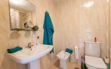 Property slide 16