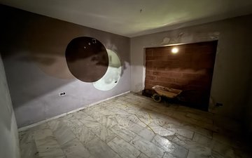 Property slide 16