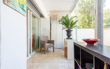 Property slide 8