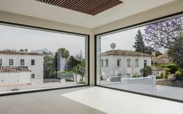Property slide 16