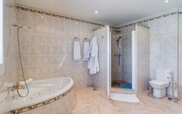 Property slide 31