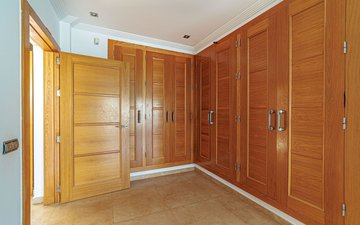 Property slide 16