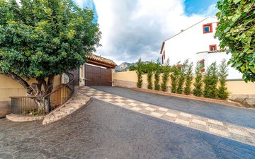 Property slide 67