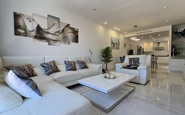 Property slide 18