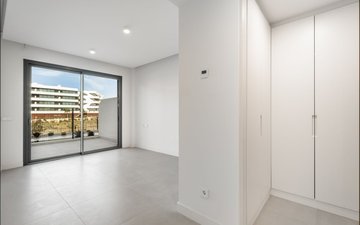 Property slide 19
