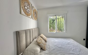 Property slide 21