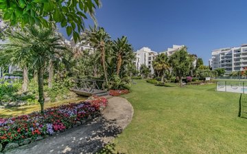 Property slide 16