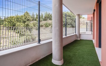 Property slide 17