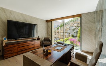 Property slide 23
