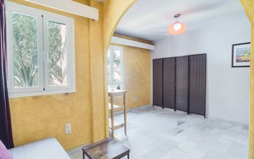 Property slide 16